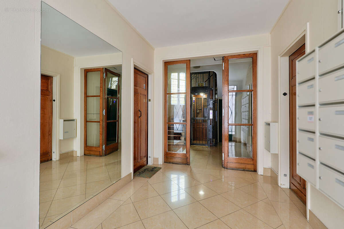 Appartement à SAINT-MANDE