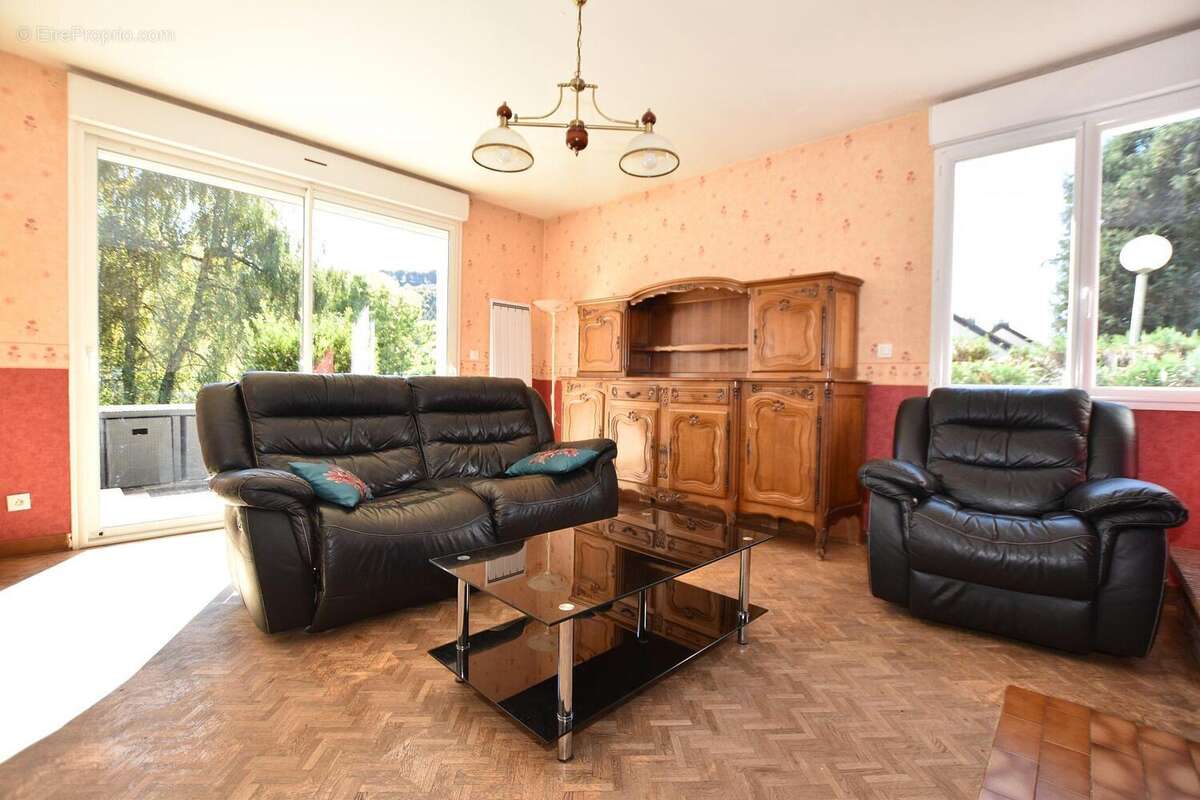 Maison à SAINT-MARTIN-VALMEROUX