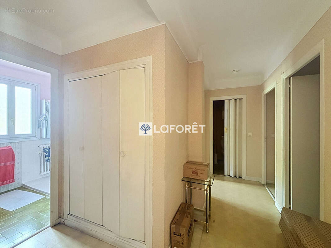 Menton - 3/4 pieces - dernier etage - photo 6