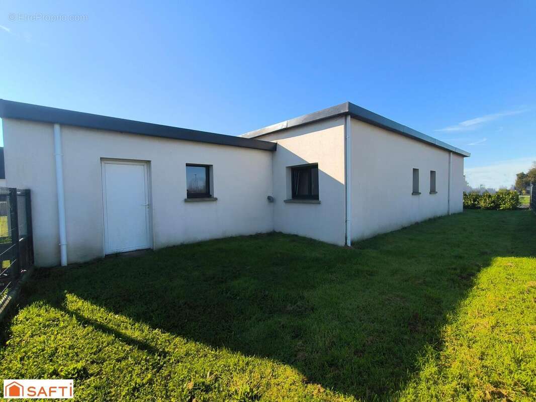 Photo 2 - Maison à LANMEUR