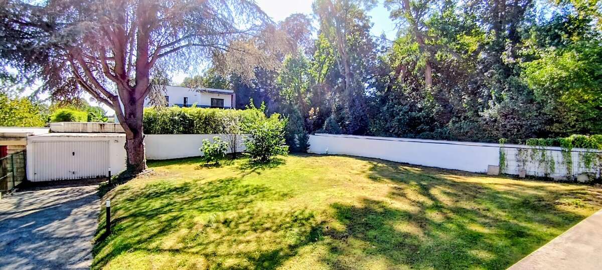 Maison à MONTMORENCY