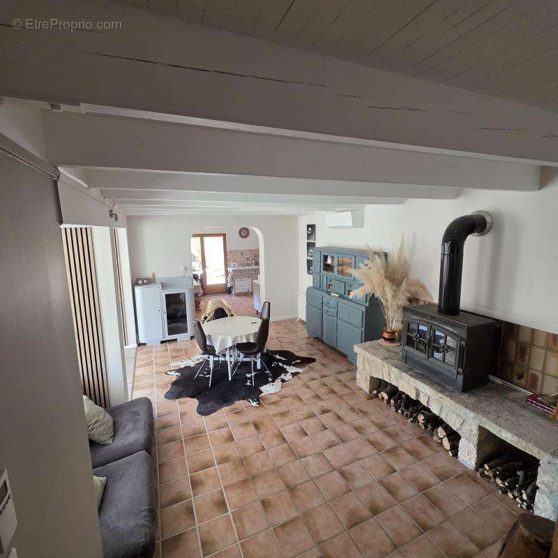 Maison à BUIS-LES-BARONNIES