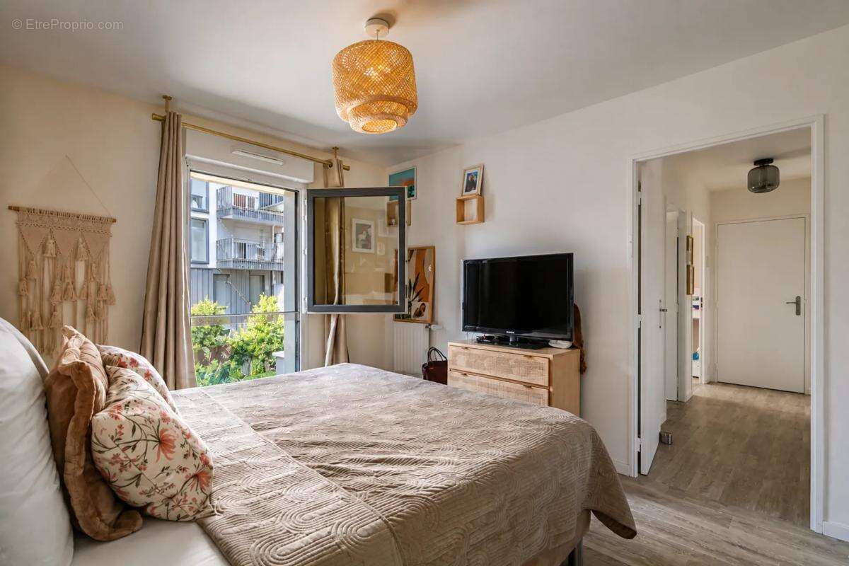 Élégant 4 pièces de 80 m² avec terrasse plein sud - Noisy-le-Sec - photo 3