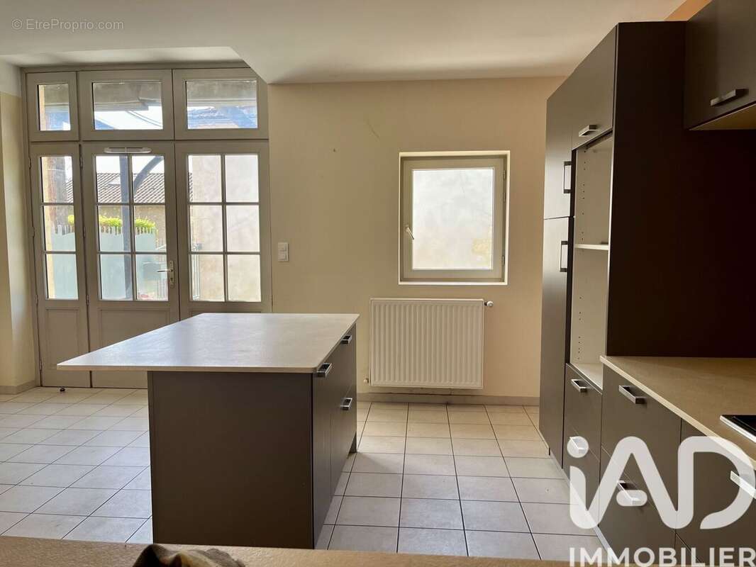 Photo 6 - Maison à SAINT-PIERRE-D'AURILLAC
