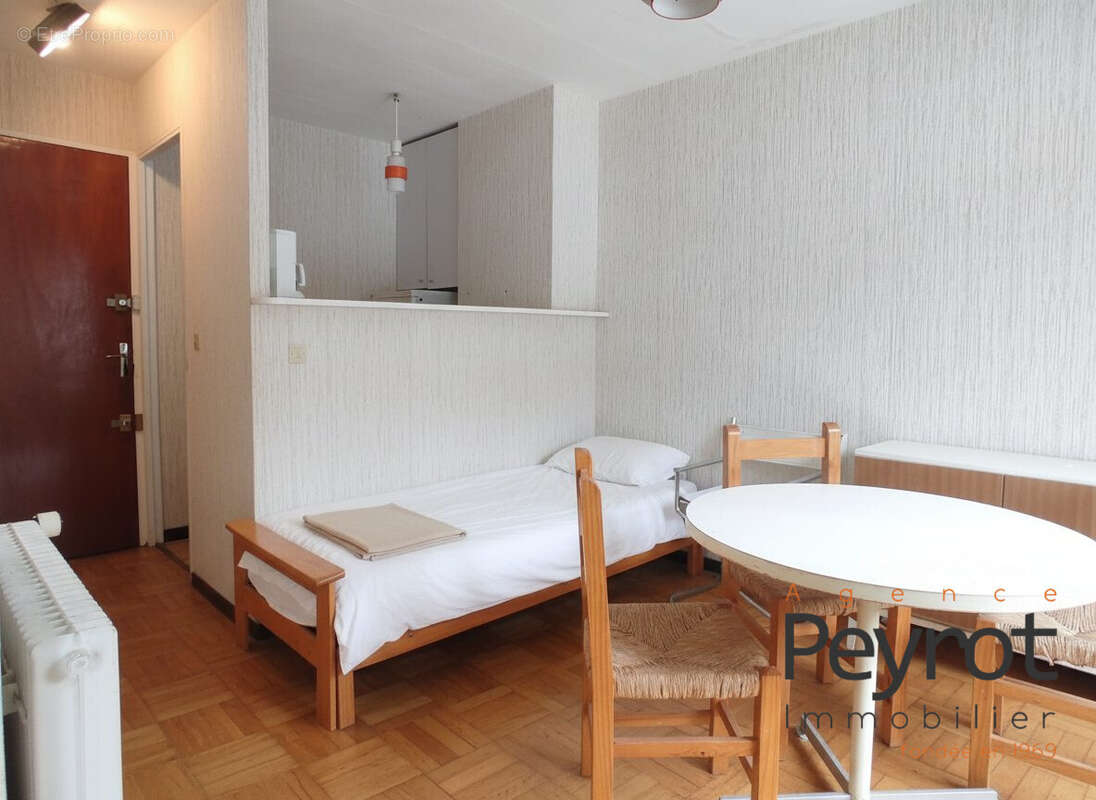 Appartement à LES ANGLES