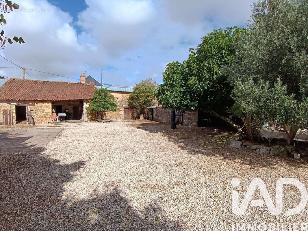 Photo 2 - Maison à SAINTE-VERGE