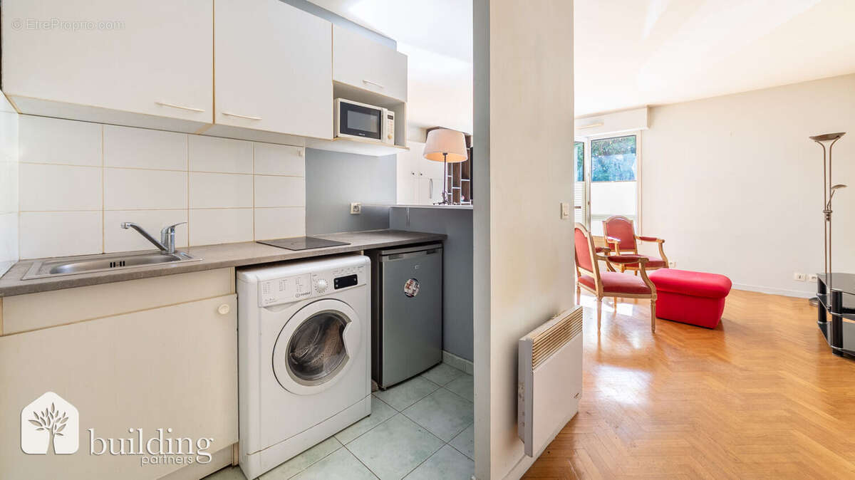 Appartement à PARIS-17E