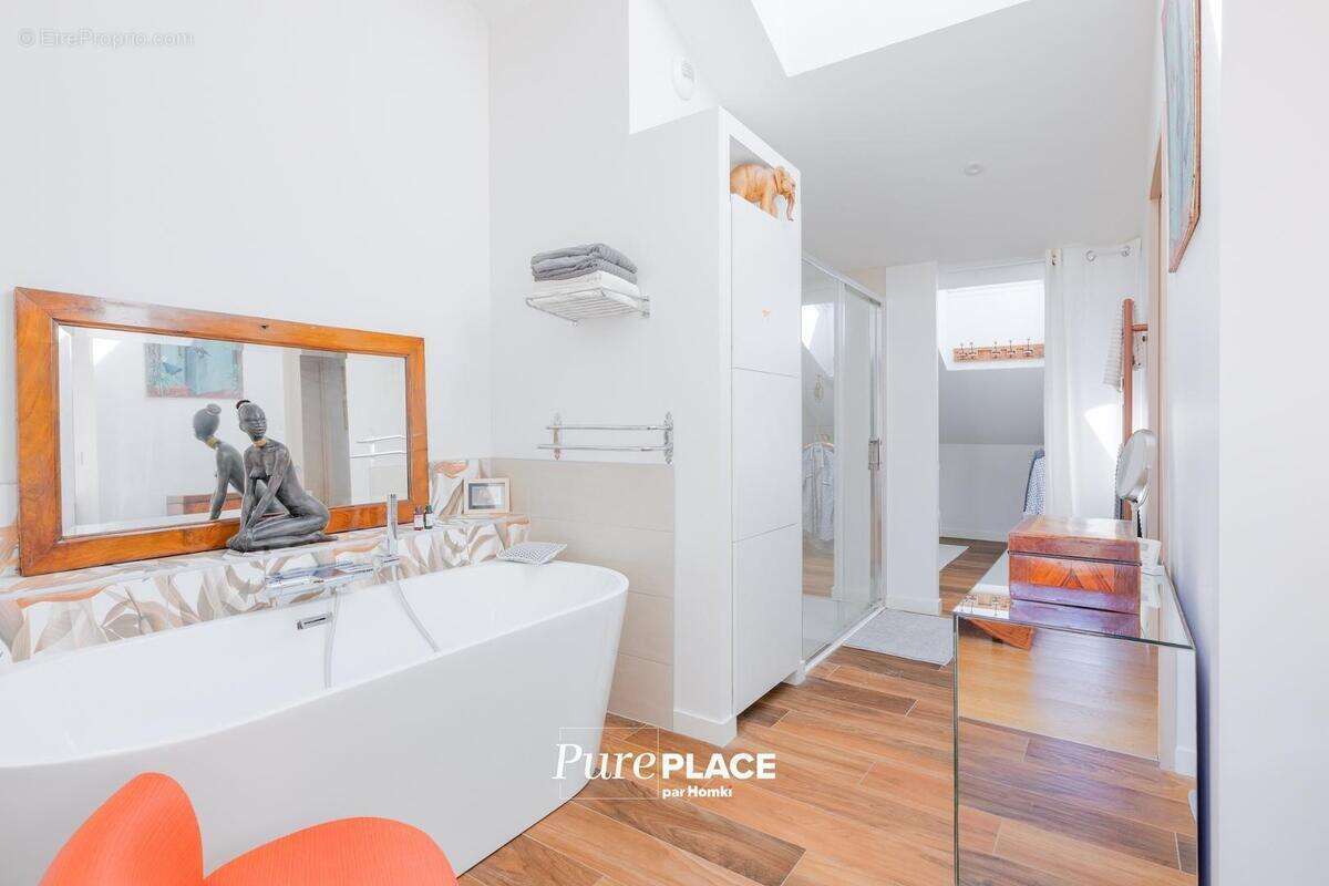 Maison à VILLEURBANNE