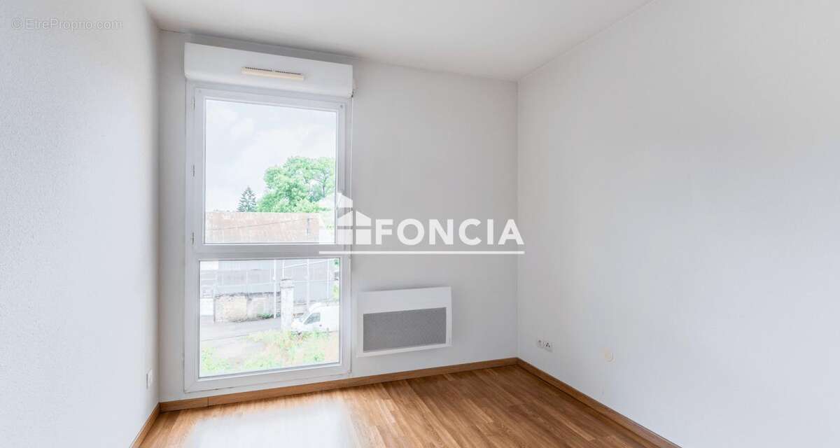 Appartement à ARS-SUR-MOSELLE