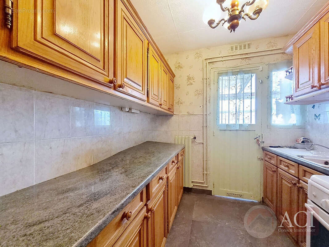 Maison à SAINT-GRATIEN