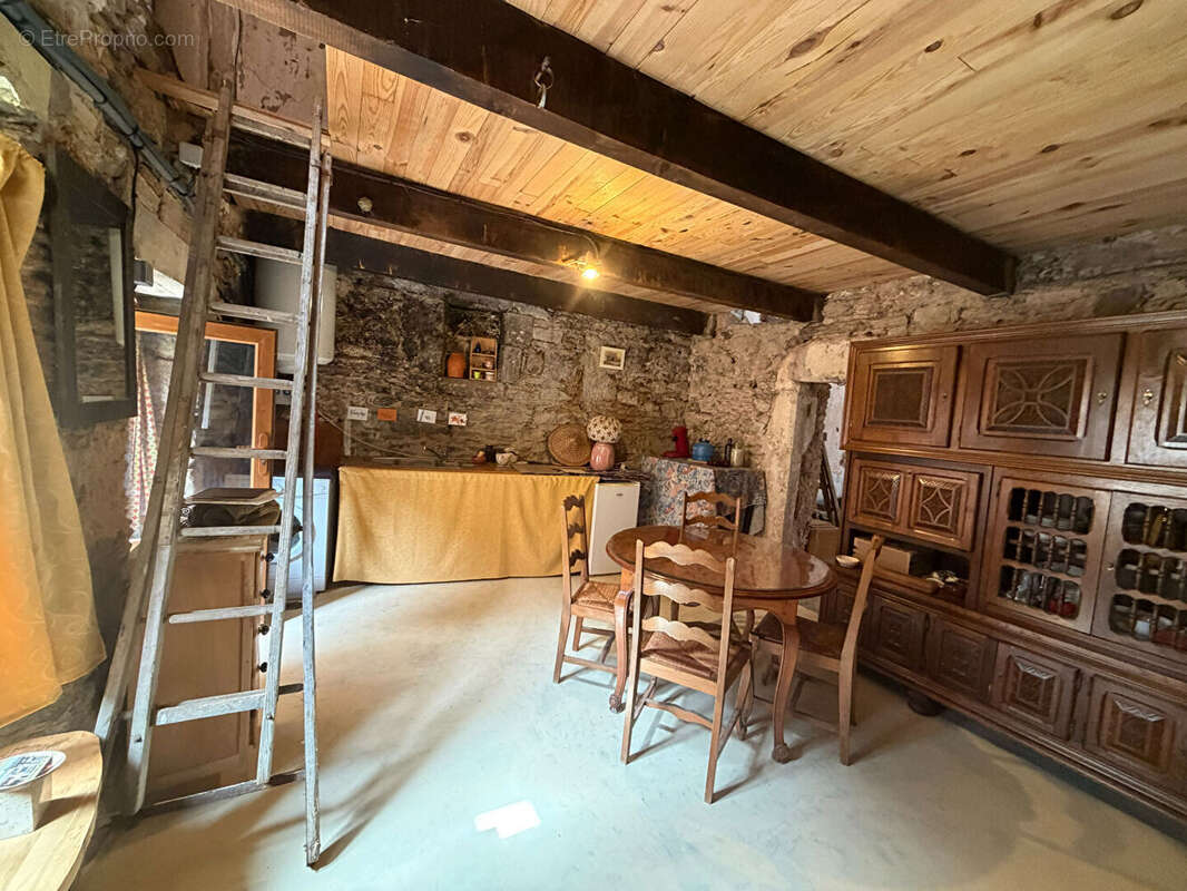Maison à CASTELNAU-PEGAYROLS