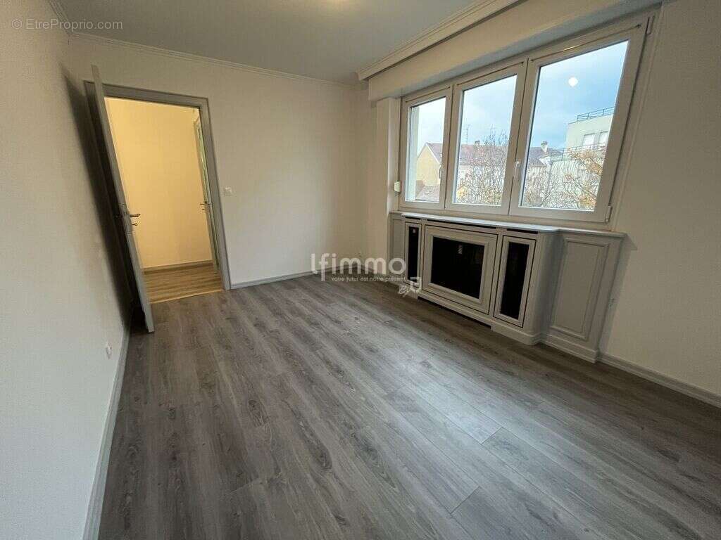 Appartement T4 97m2 avec garage - photo 7