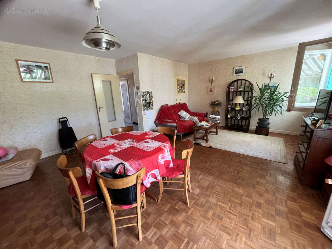 Maison à CUISERY