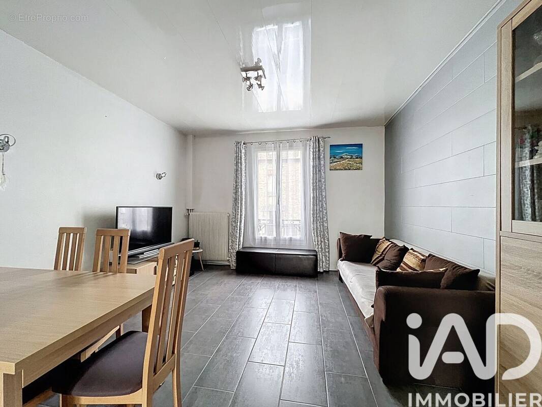 Photo 1 - Maison à GRETZ-ARMAINVILLIERS