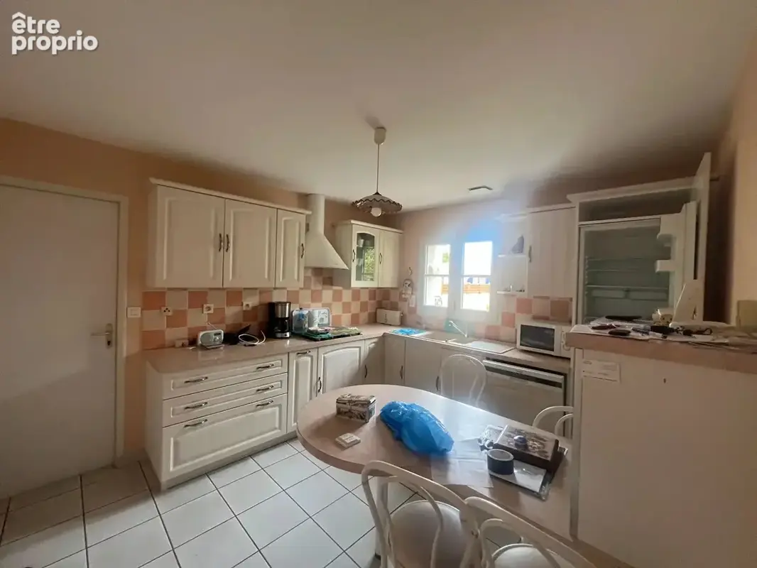 Maison  4 pièce(s) 111 m2 JARD SUR MER - photo 5