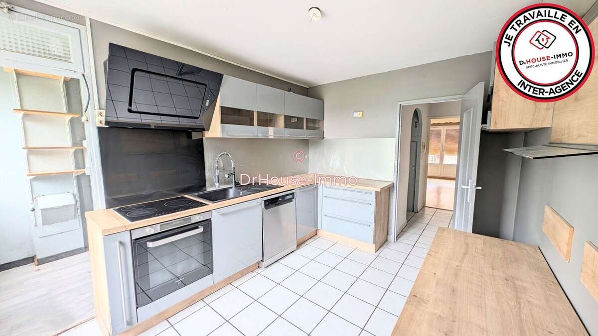 Appartement à SAINT-ETIENNE