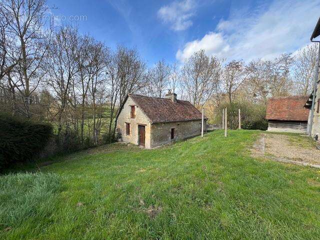 Maison à MEZIDON-CANON