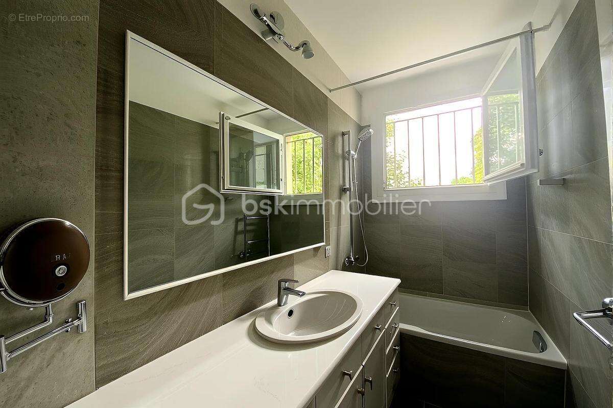 Appartement à SAINT-GERMAIN-EN-LAYE