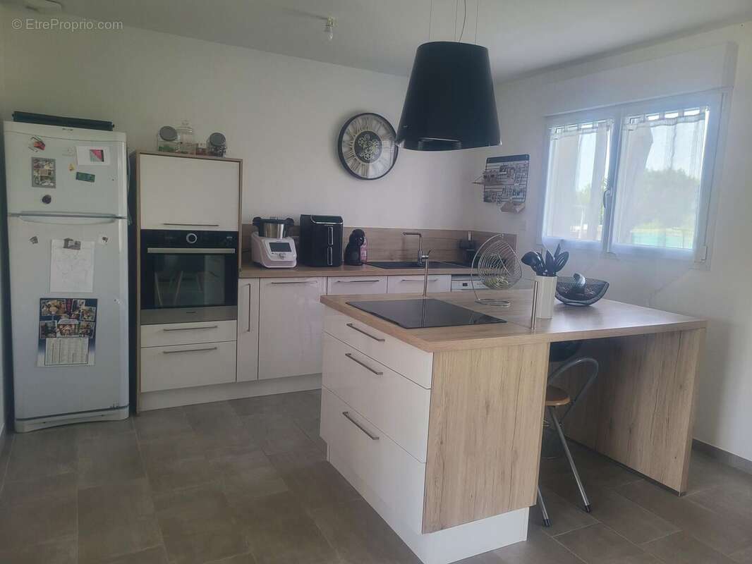 Photo 2 - Maison à ROUGEMONTIERS