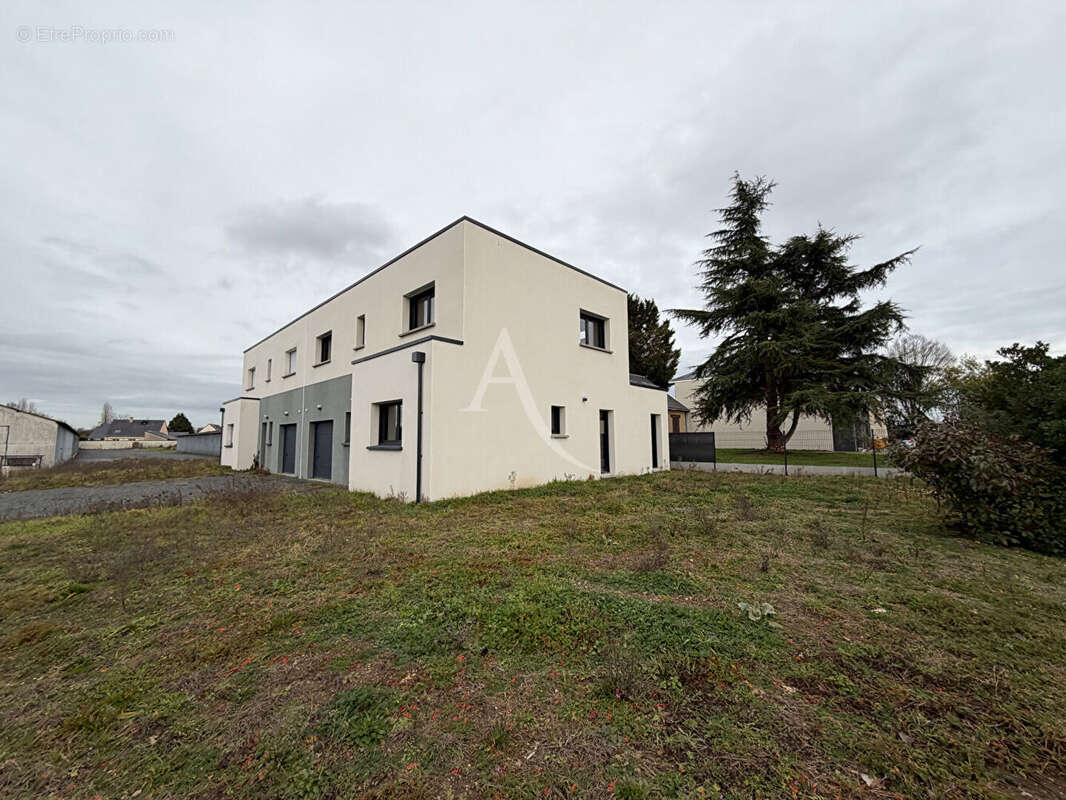 Maison à ECOUFLANT