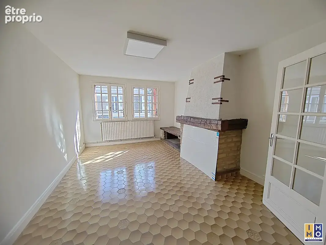 Commerce 152 m² à vendre à Mehun-Sur-Yevre (18500) - photo 7