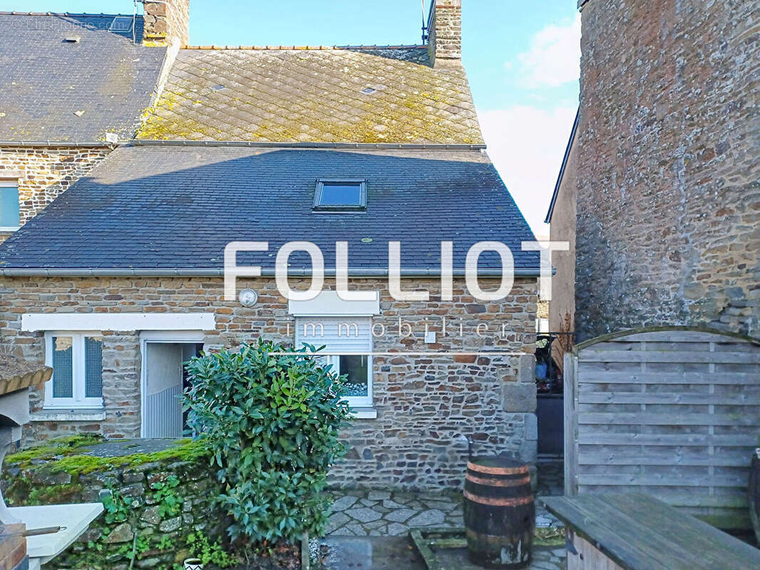 Maison à SACEY