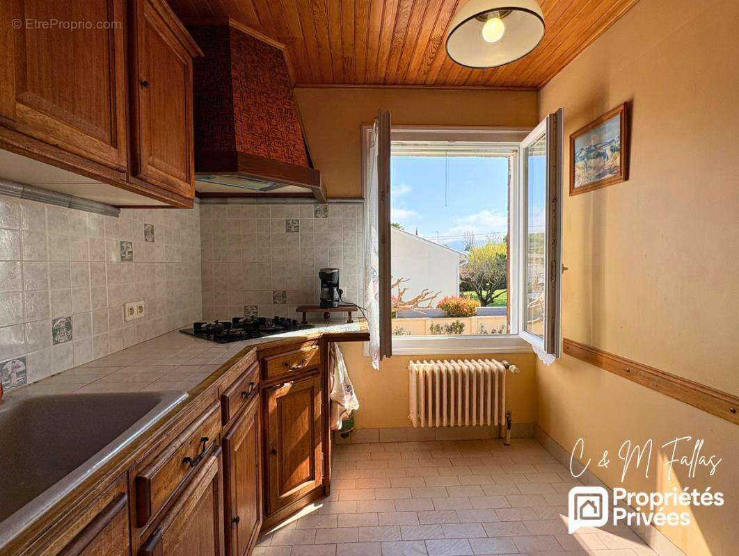 Maison avec terrain constructible- Quartier Partage des Eaux à l'Isle sur la Sorgue - photo 8