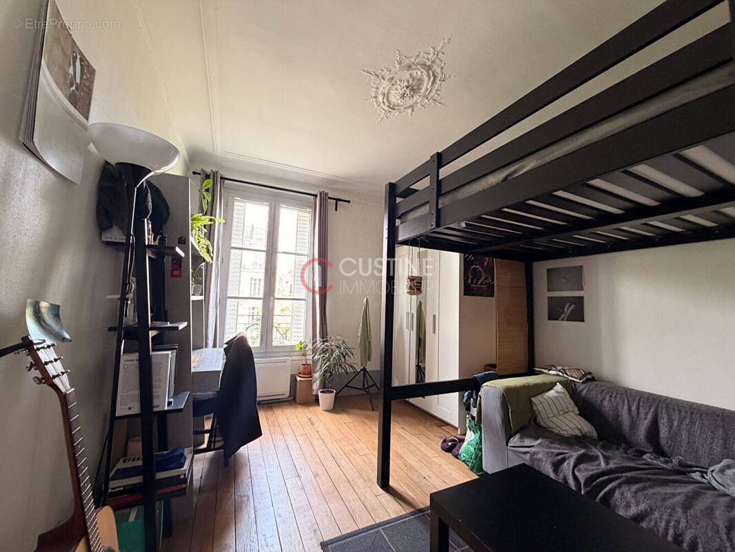 Appartement à PARIS-18E