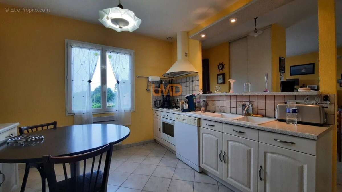 Maison familiale au calme – 2 Km Mondoubleau – 123 m² habitables - photo 2