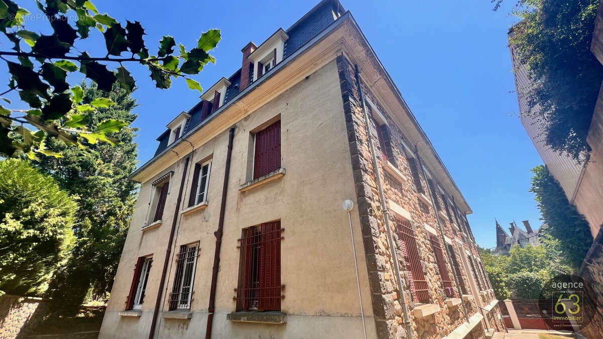 Appartement à CHATELGUYON