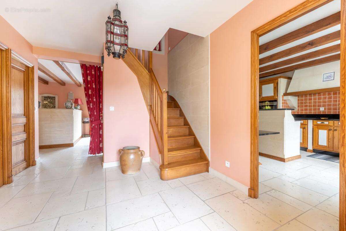 Appartement à PRESLES