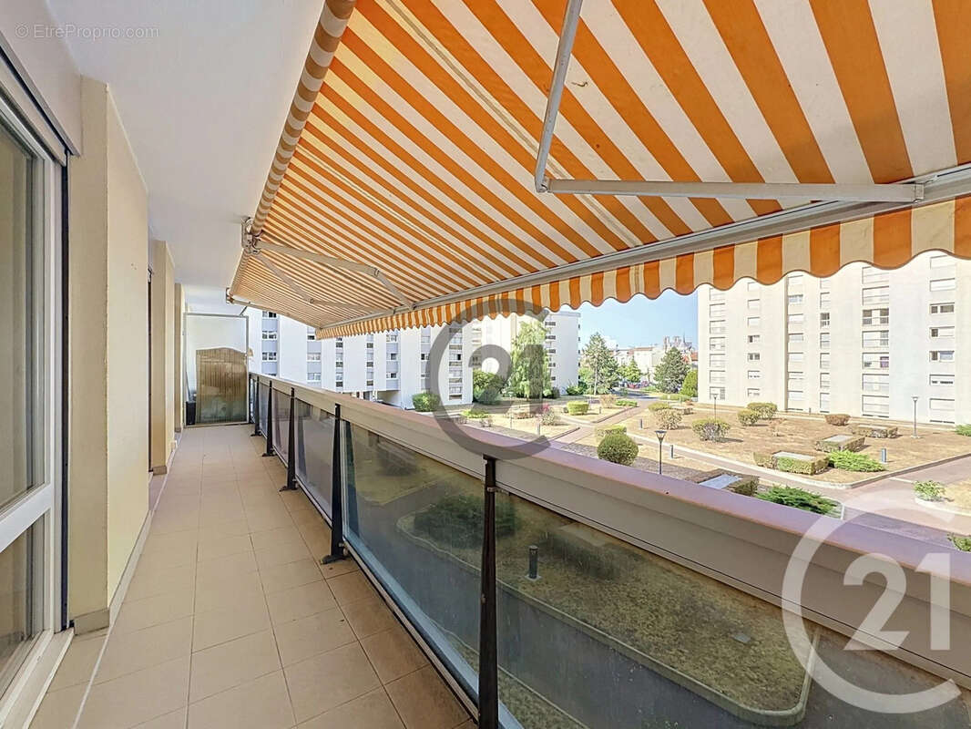 Appartement 107 m² à Reims  - photo 15