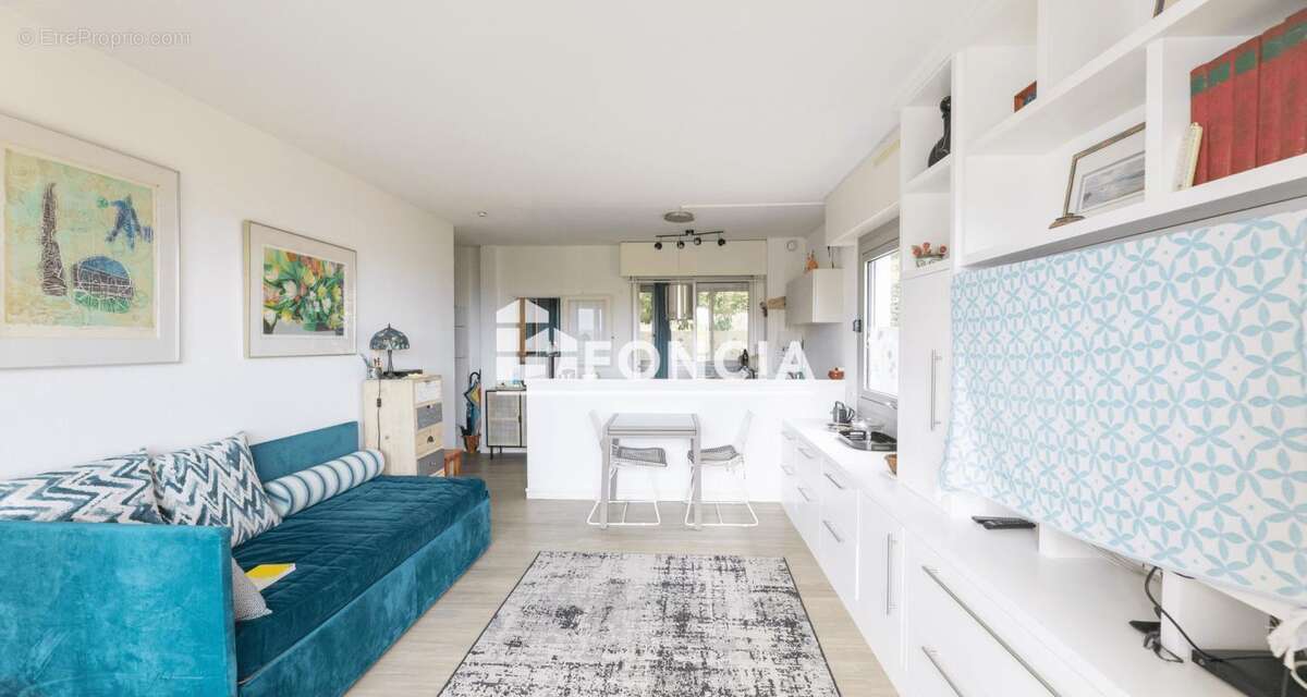 Ciboure - Studio rénové 36m² vue baie St-Jean-de-Luz balcon parking - photo 3