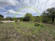 Terrain à CONDAT-SUR-VEZERE