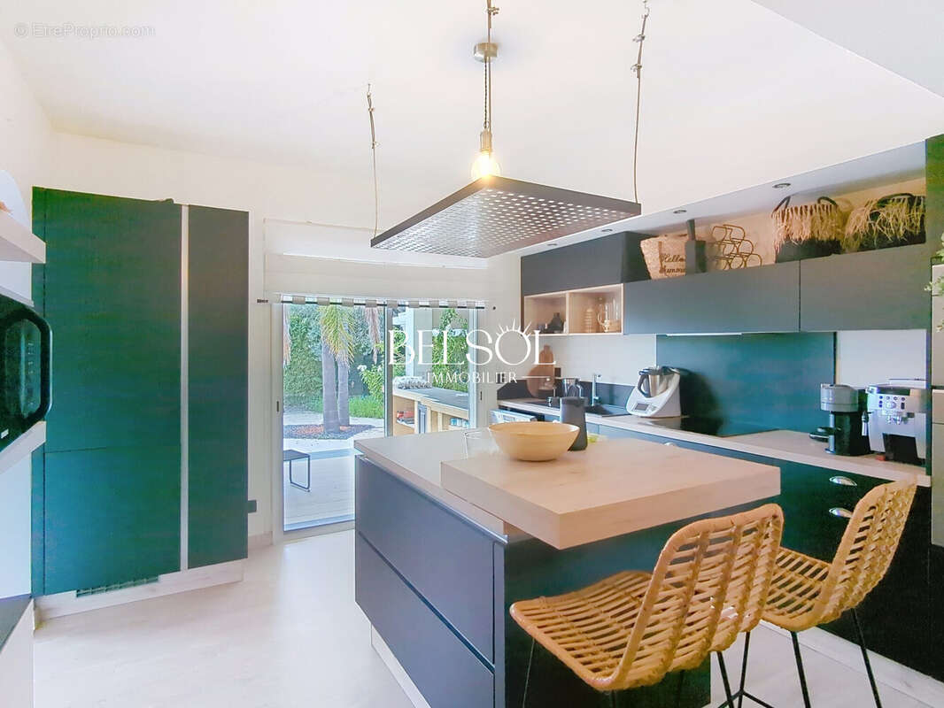 Maison à SAINT-CYPRIEN