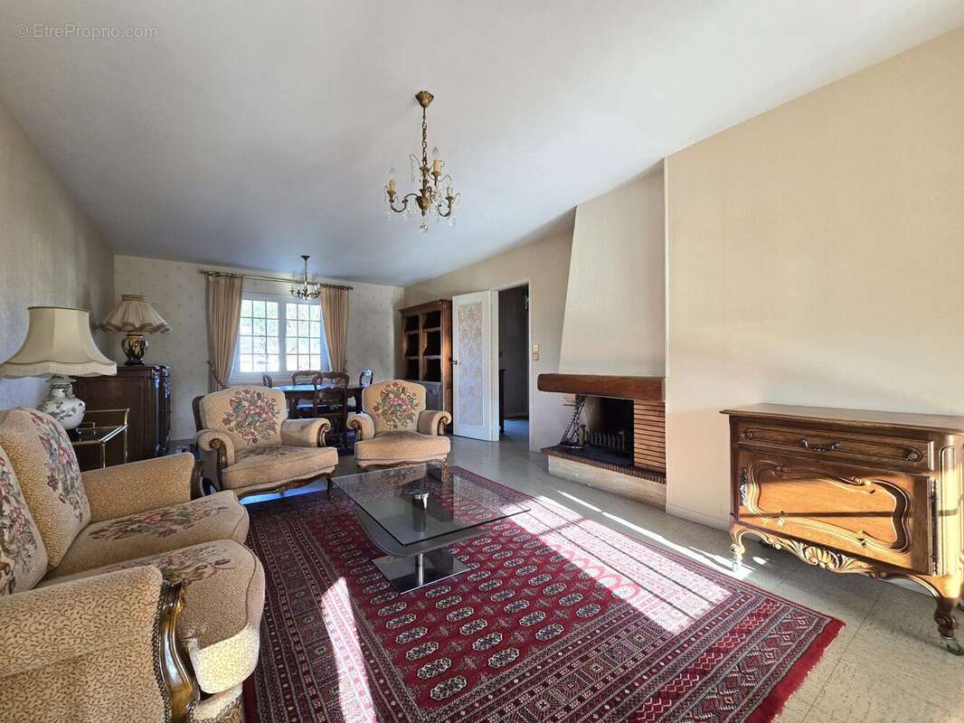 Maison à LE BOULAY-MORIN