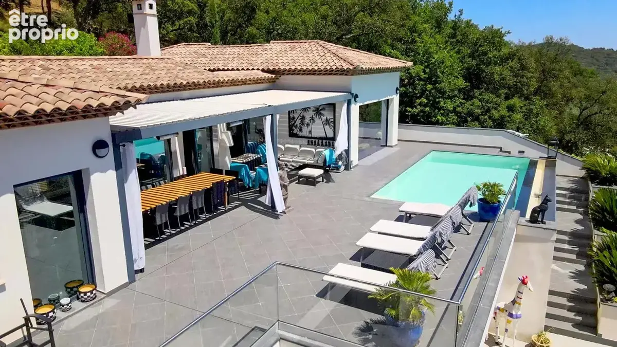 Maison 10 pièces 300 m² à vendre à Les Adrets-De-L'esterel (83600) - photo 4