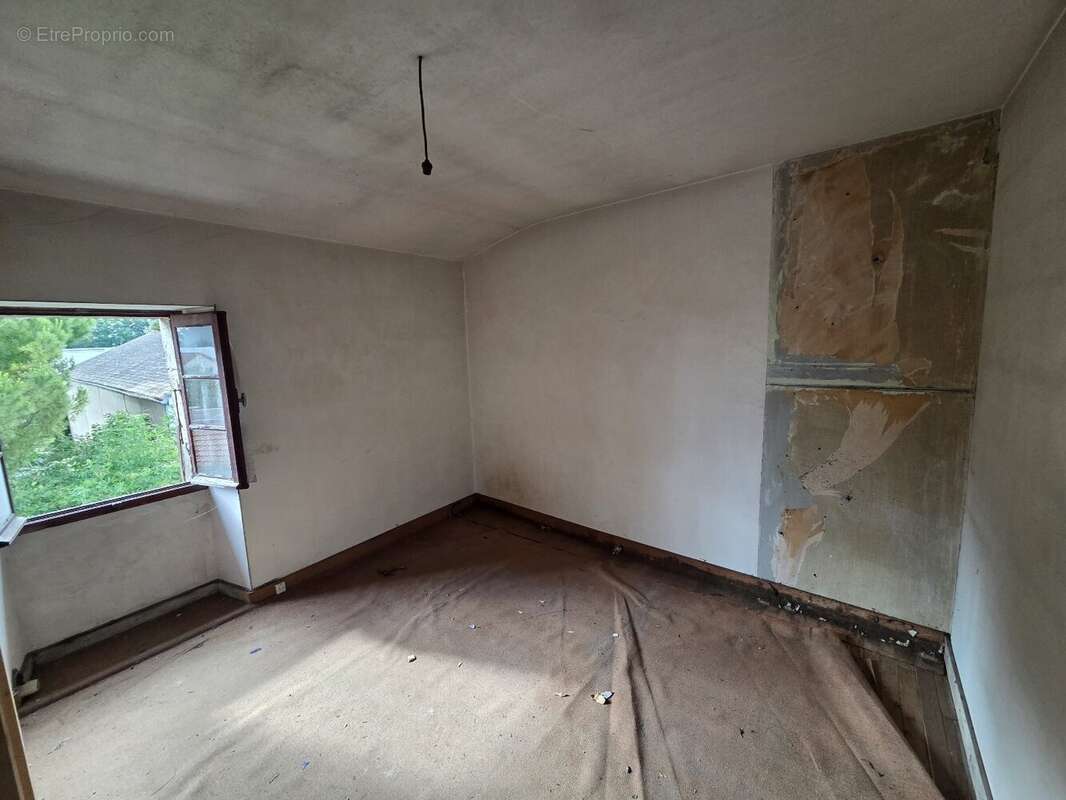 Maison à GOND-PONTOUVRE