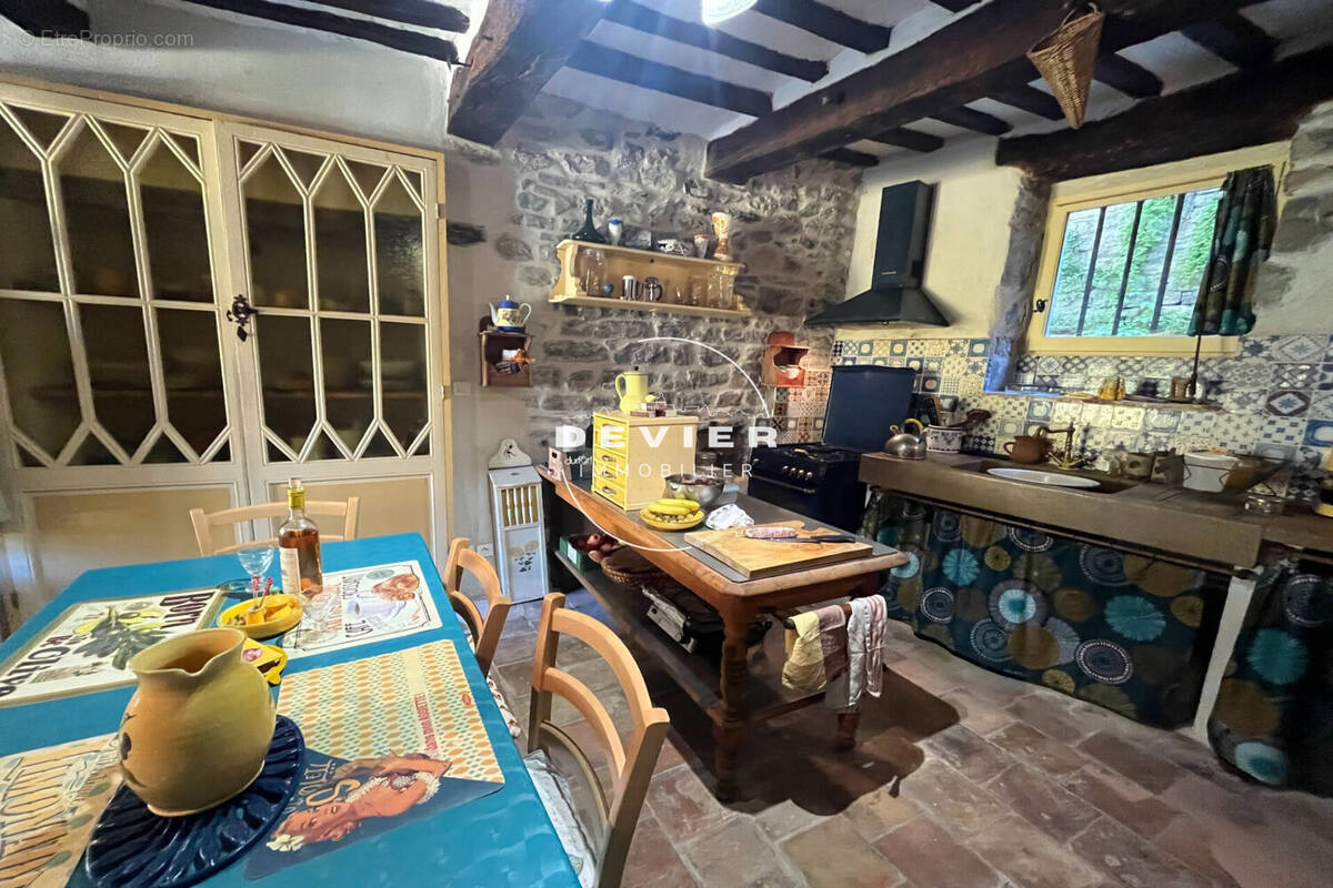 Maison à DURFORT-ET-SAINT-MARTIN-DE-SOSSENAC