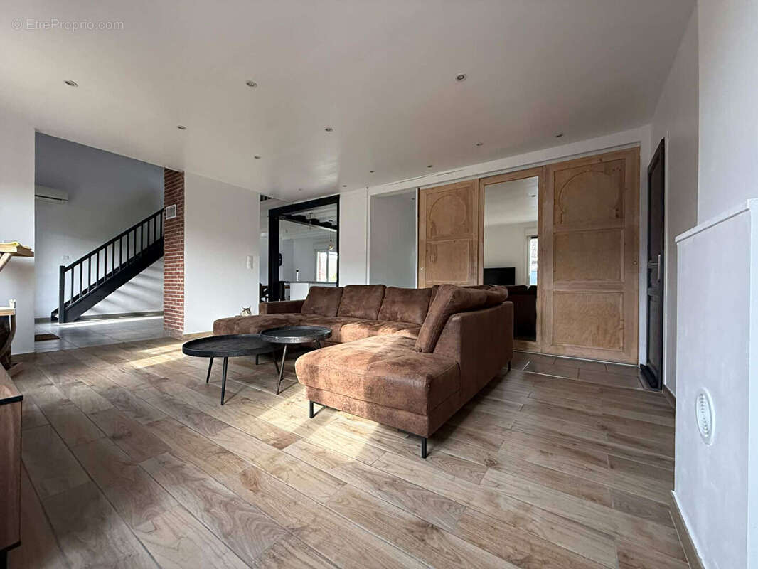 Maison à BRUAY-LA-BUISSIERE