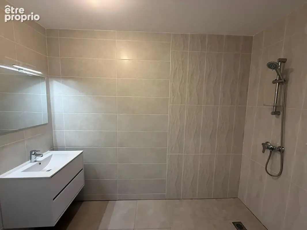 Appartement F3 neuf - photo 4