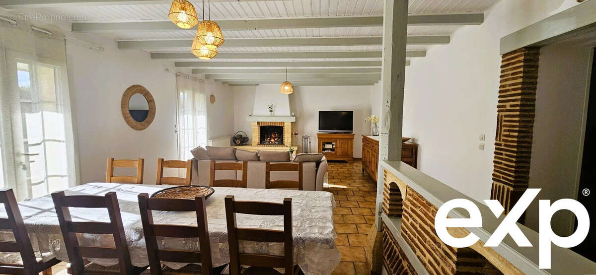 Maison à SAINT-LAURENT-DES-VIGNES