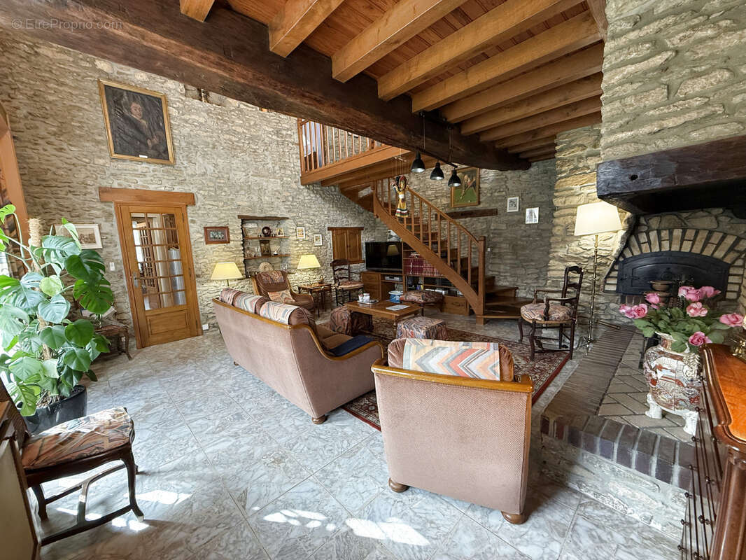 Maison à SAINT-FLORENTIN