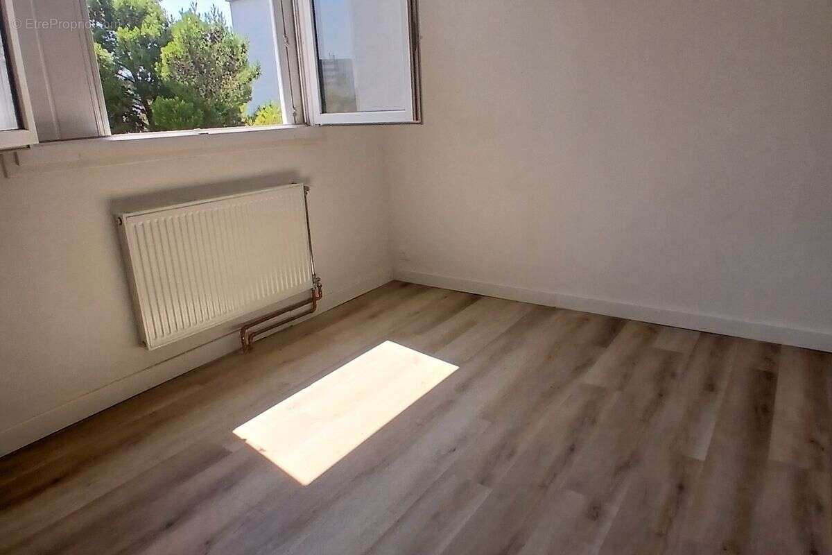 Appartement à MARSEILLE-11E