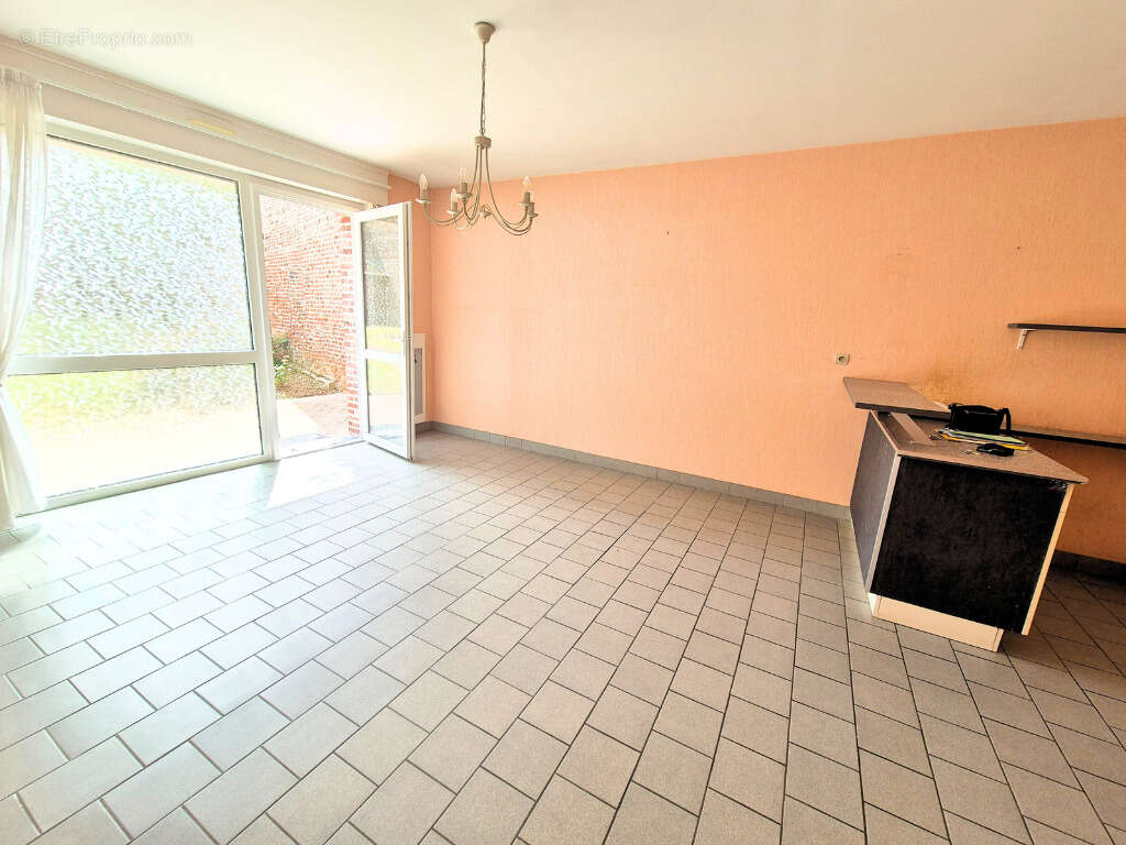 Appartement à AIRE-SUR-LA-LYS