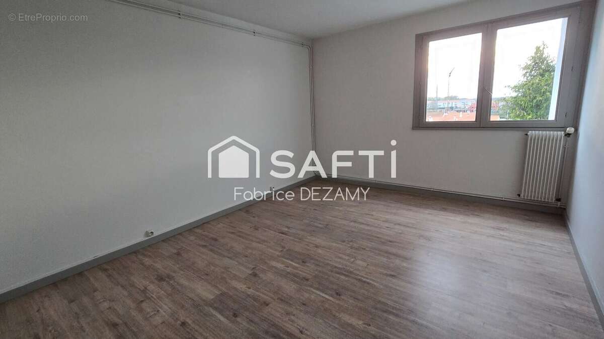 Appartement 104 m² à Lucon  - photo 4