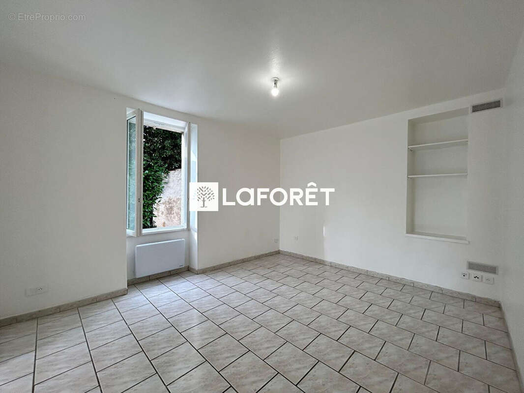 Appartement à MANTES-LA-VILLE