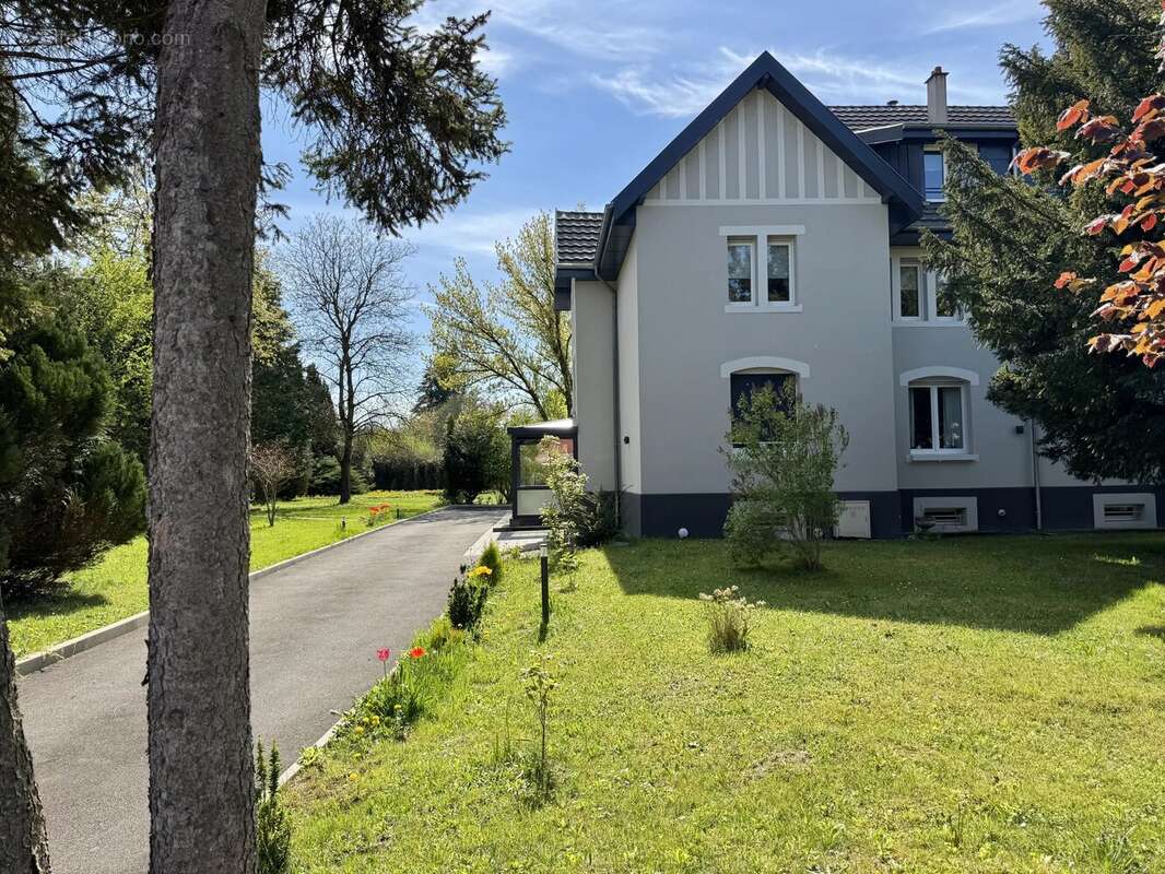 Maison à HIRSINGUE