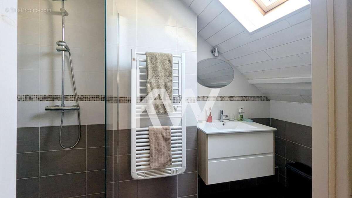 Maison à SAINT-GRATIEN