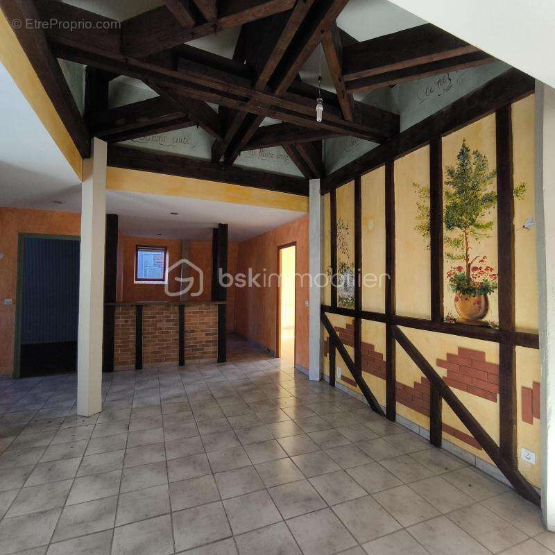 Appartement à FOUGERES